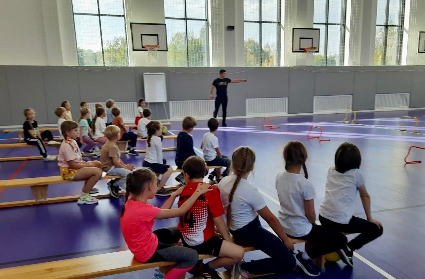 В школе стартовал цикл спортивных мероприятий «ФизкультУРА»