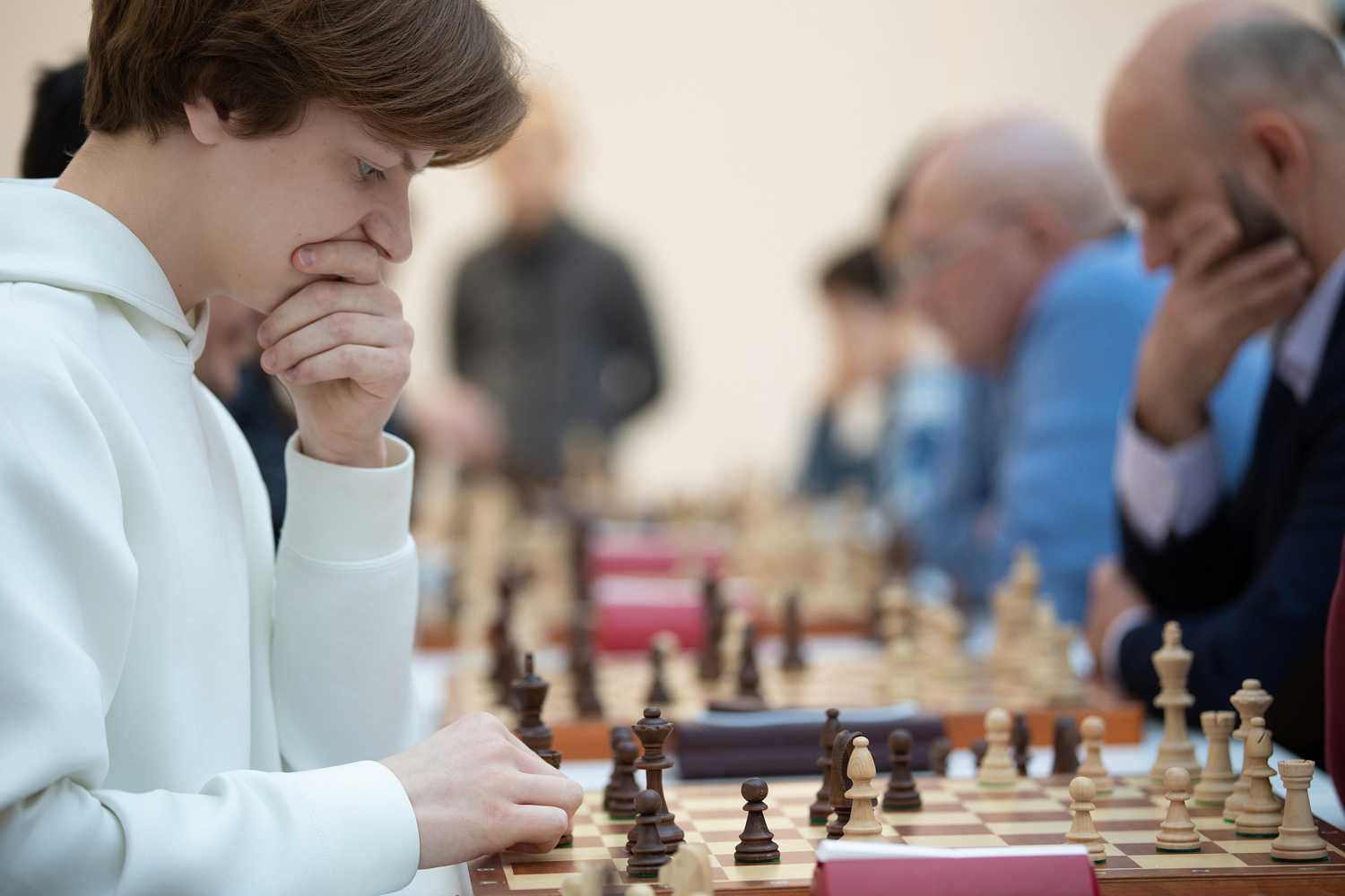 Более 20 команд приняли участие в Семейном шахматном турнире