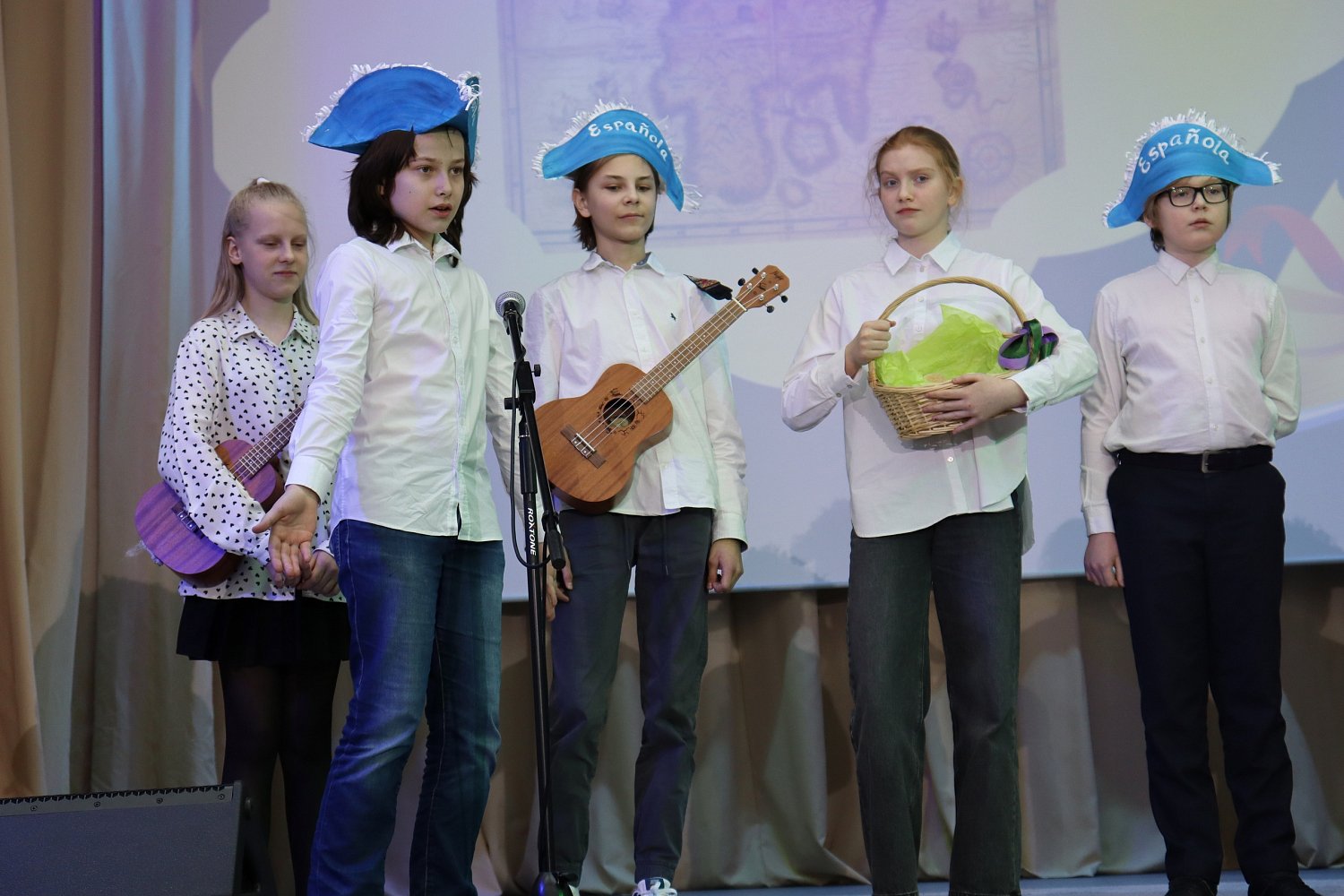 Ученики представили блюда из литературных произведений